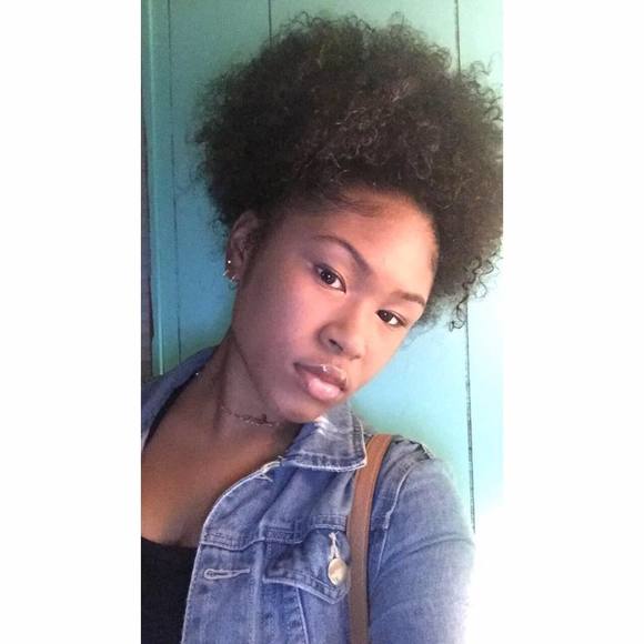 Meet your Posher, Ziyah - Picture 1 of 1